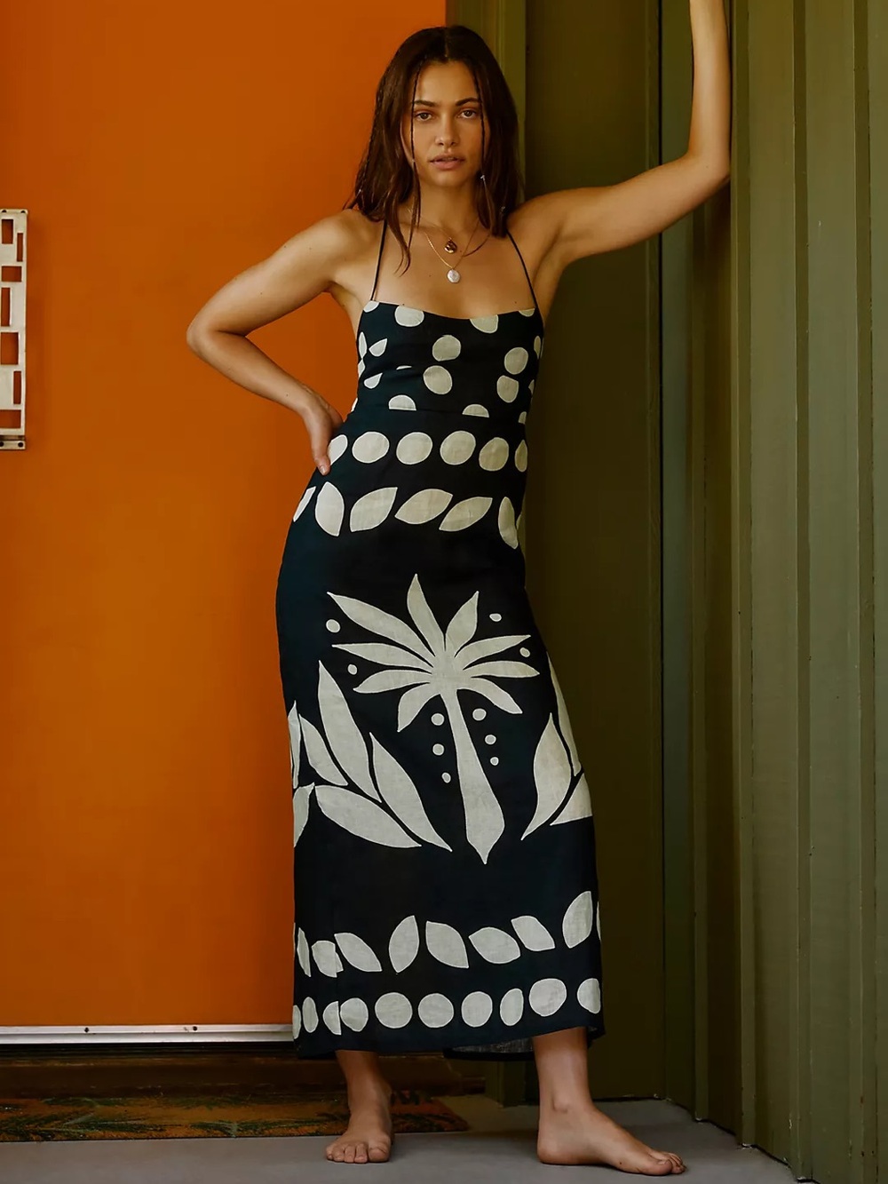 Cala de la Cruz Abrego Open-Back Linen Dress